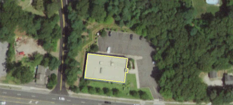 1077 Jericho Tpke