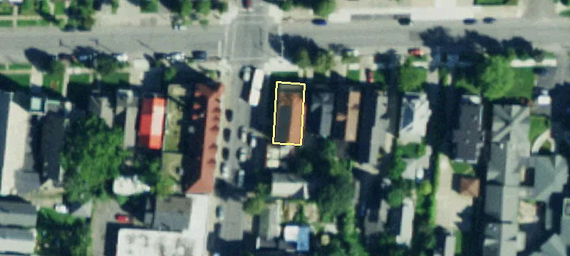 223 Lafayette Ave
