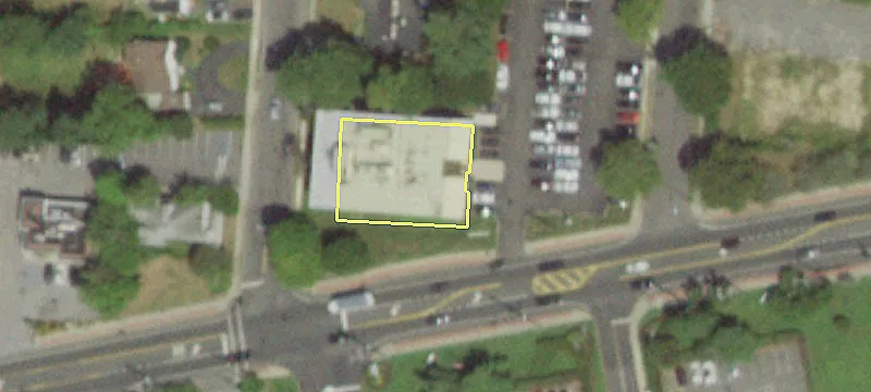 1111 Montauk Hwy