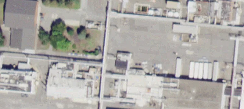 33 Riverside Ave
