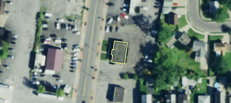 637 Main St
