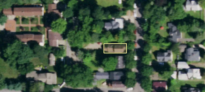 32 Chautauqua Ave