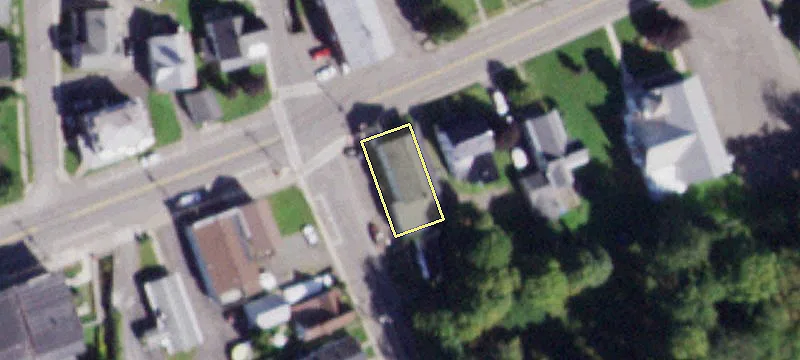 2 Main St