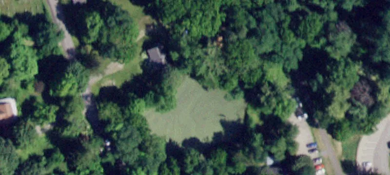 10 Cemetary Rd