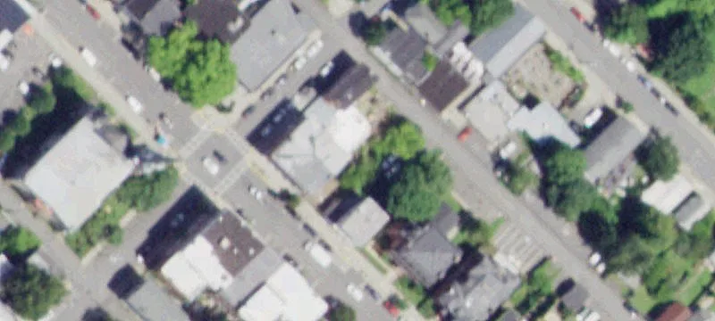 406 Warren St
