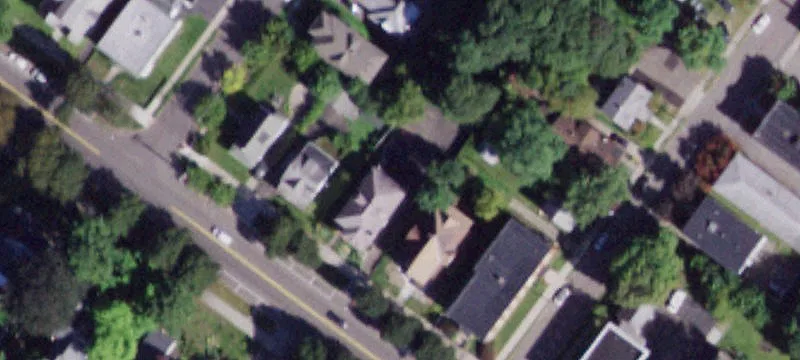 16 Grand Blvd