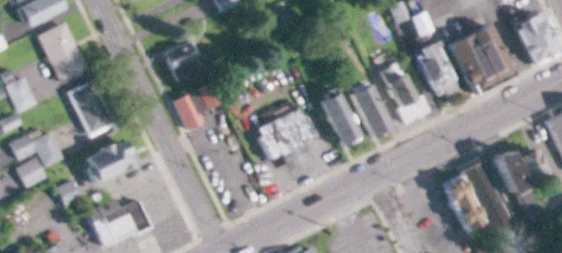 2135 Broadway