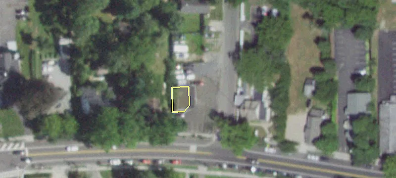 2 Chichester Ave