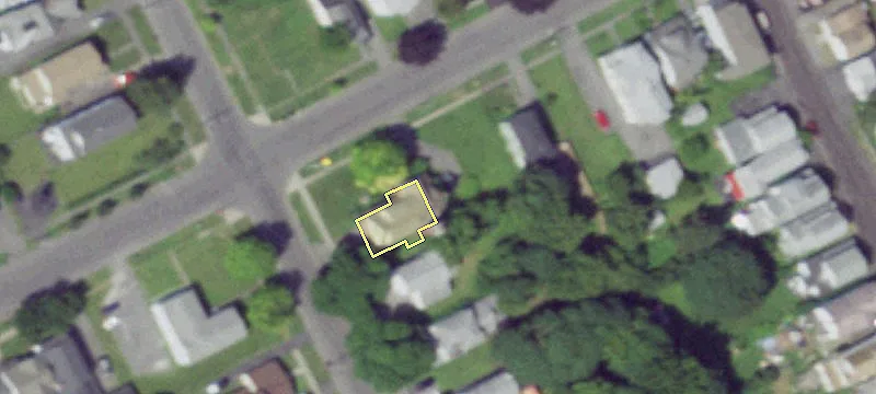 1022 Willis Ave Chemung St