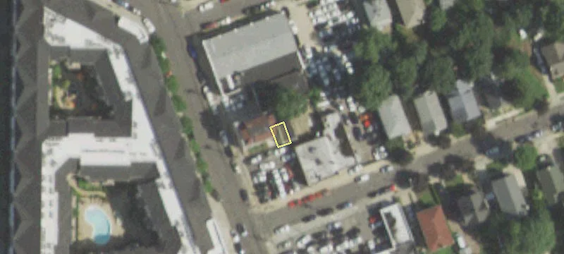 298 Main St