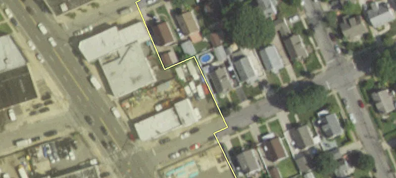 222 Herricks Rd