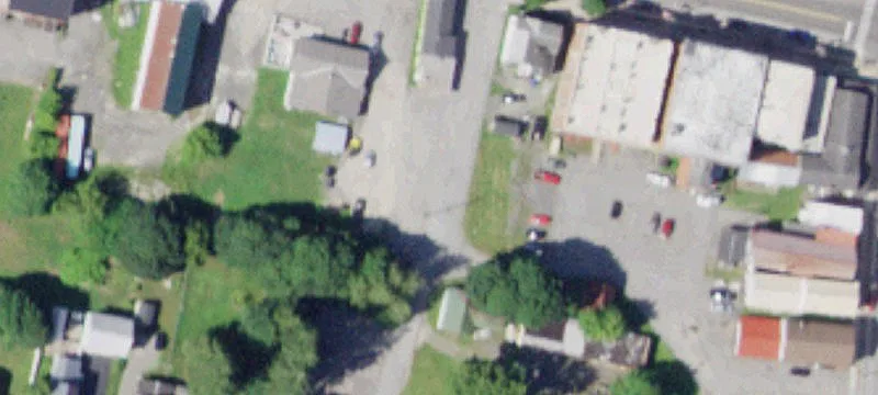 128 Main St