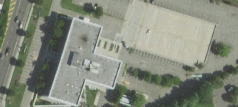 275 Broadhollow Rd