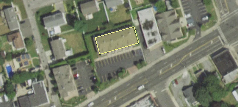 380 Montauk Hwy