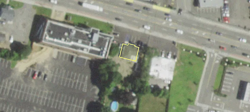 2750 Middle Country Rd