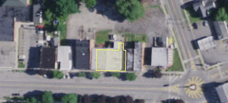 3119 Main St