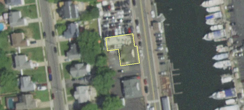 42 Woodcleft Ave