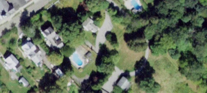 52 Maple Ave