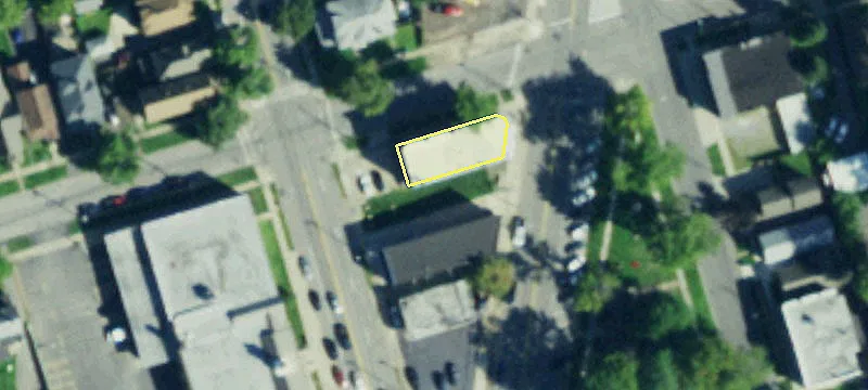 100 Main St