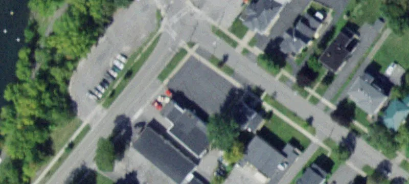 101 Main St