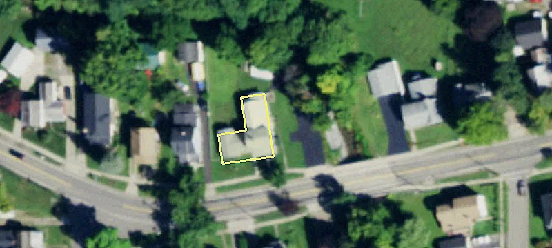 215 Main St