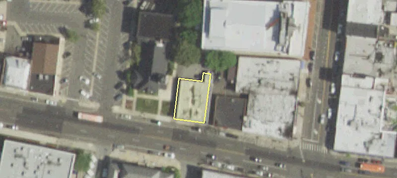 255 Merrick Rd