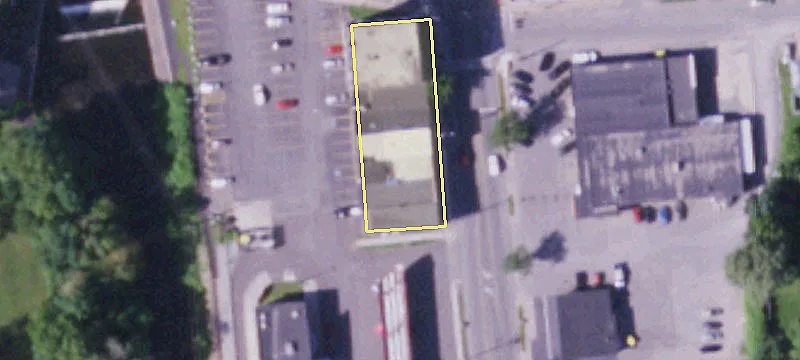 42 Main St