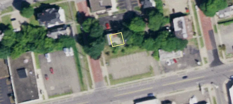 304 Clinton St