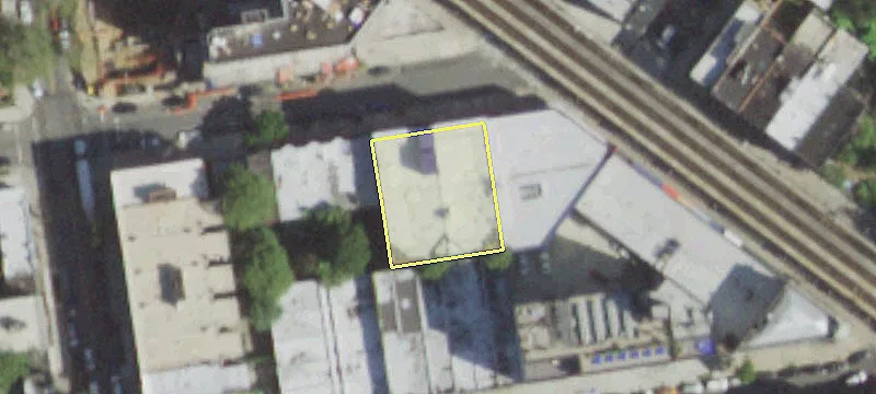 552 Van Buren St