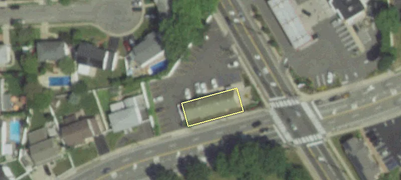 99 Hicksville Rd