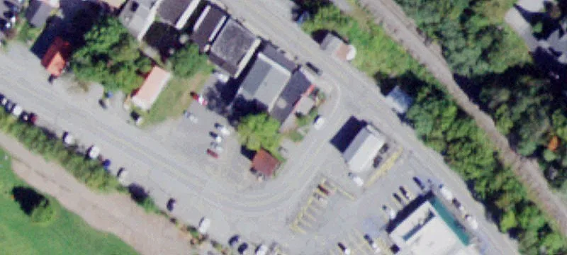 19 Lowr Main St