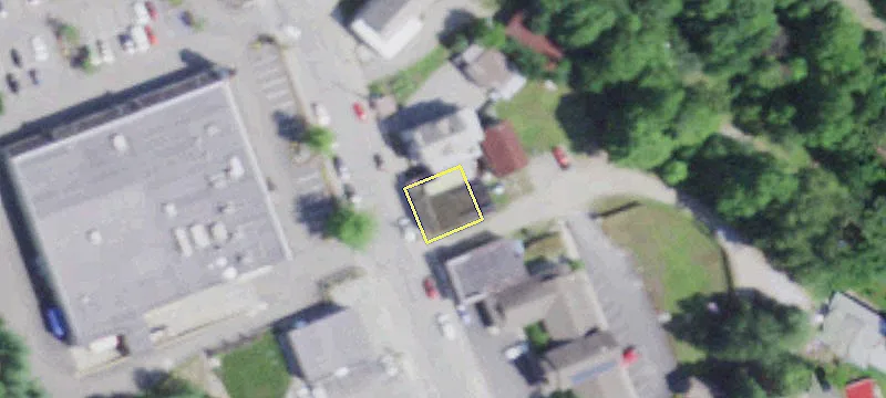 272 Main St