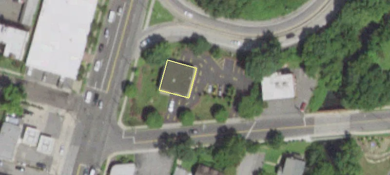 1001 Mamaroneck Ave