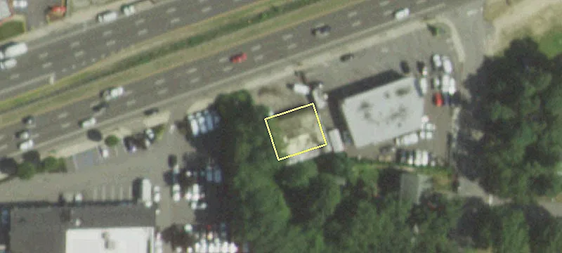 107 Sunrise Hwy
