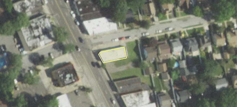 1641 Grand Ave