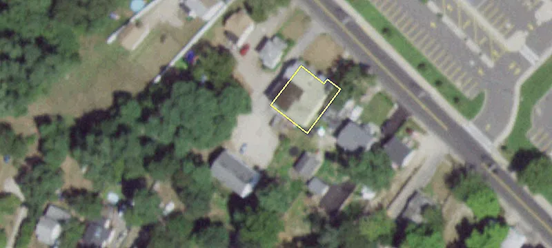 711 Harrison Ave