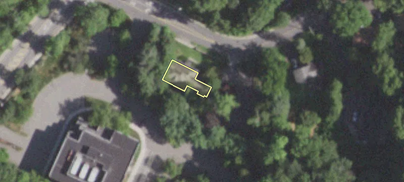 126 Barker St
