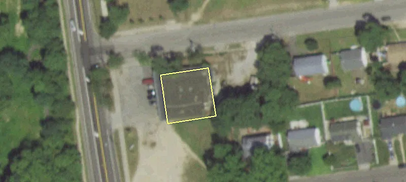 889 Lowell Ave