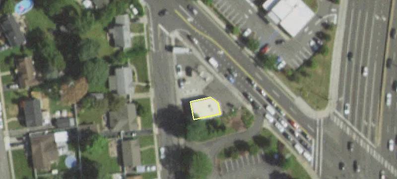 940 Main St