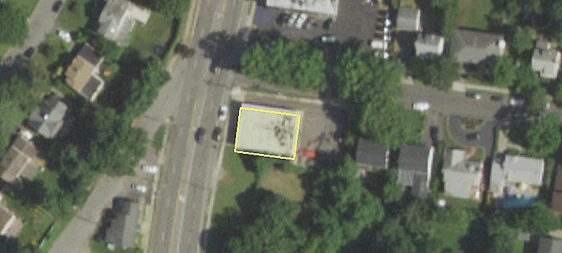 444 Willis Ave