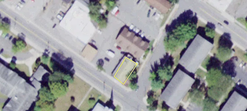 104 Ctr St