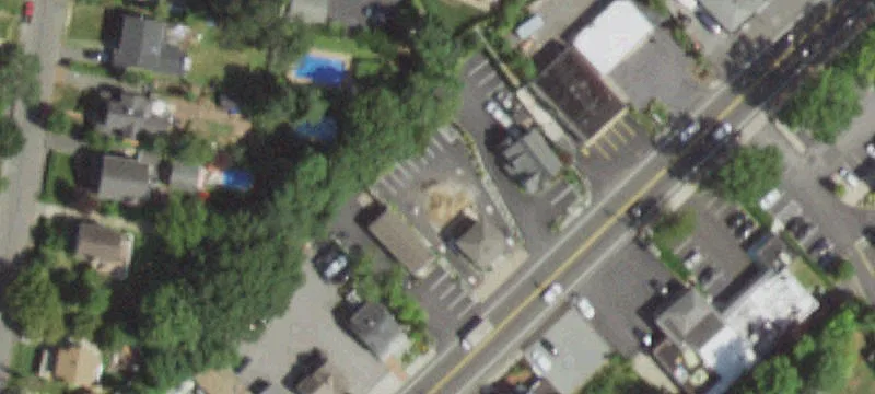 805 Ft Salonga Rd