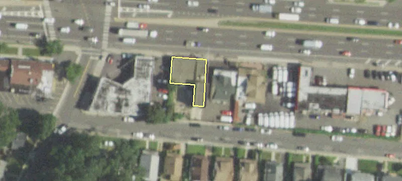 574 Sunrise Hwy