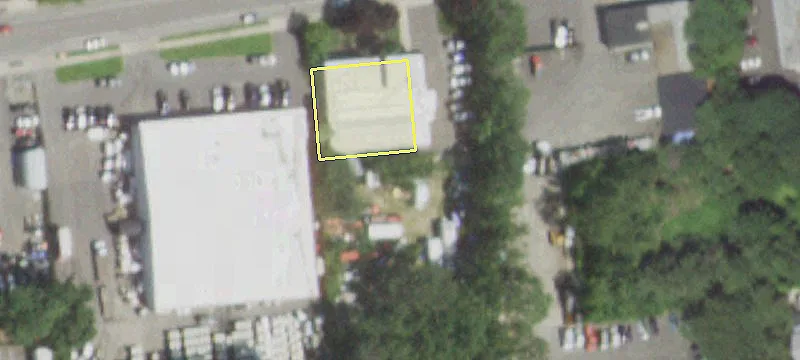 12 Commercial Blvd