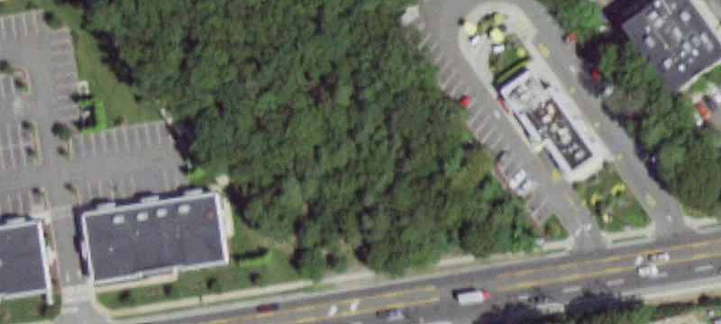 282 Old Country Rd