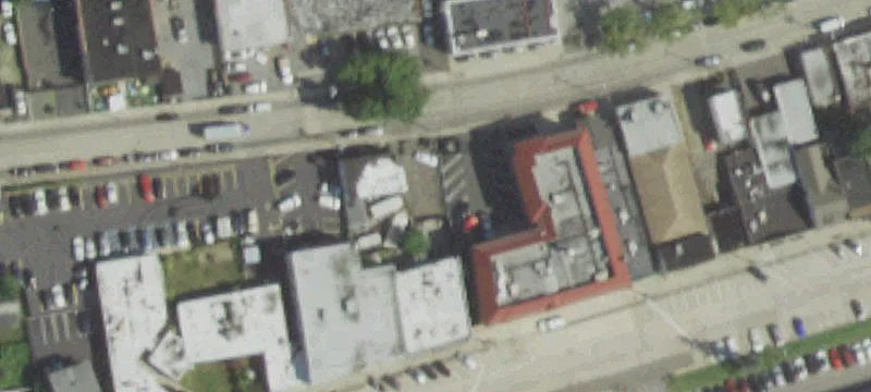 Grand Ave