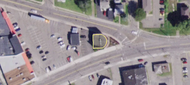 2903 Main St