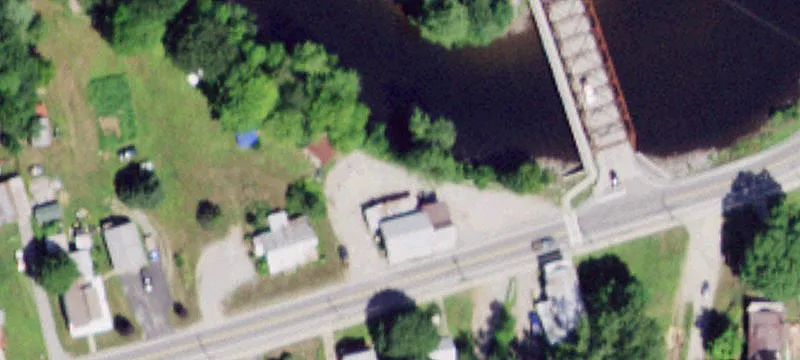 222 Riv St