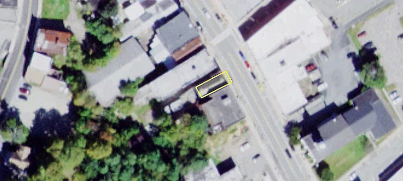 52 Main St