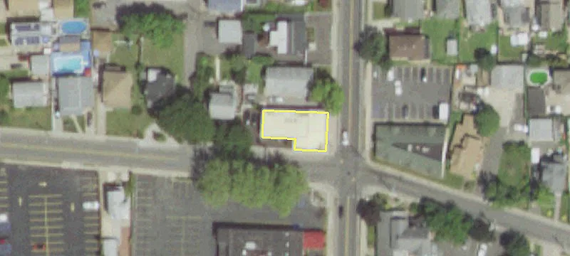 271 Doughty Blvd